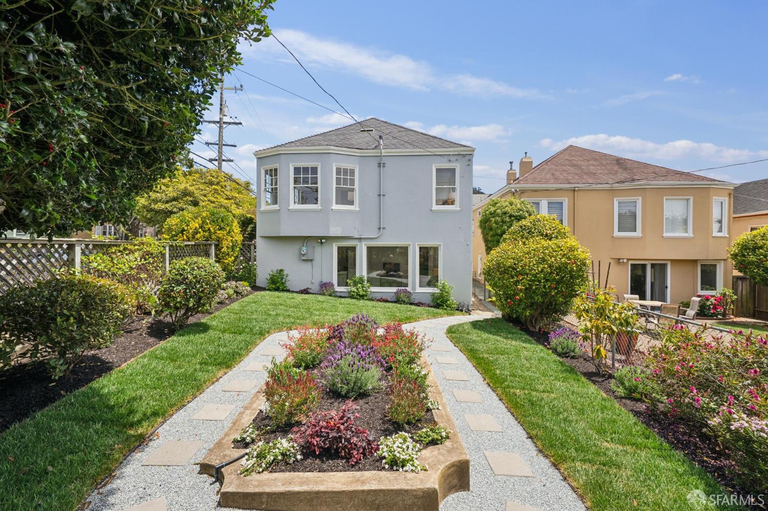 2 Lenox Way
