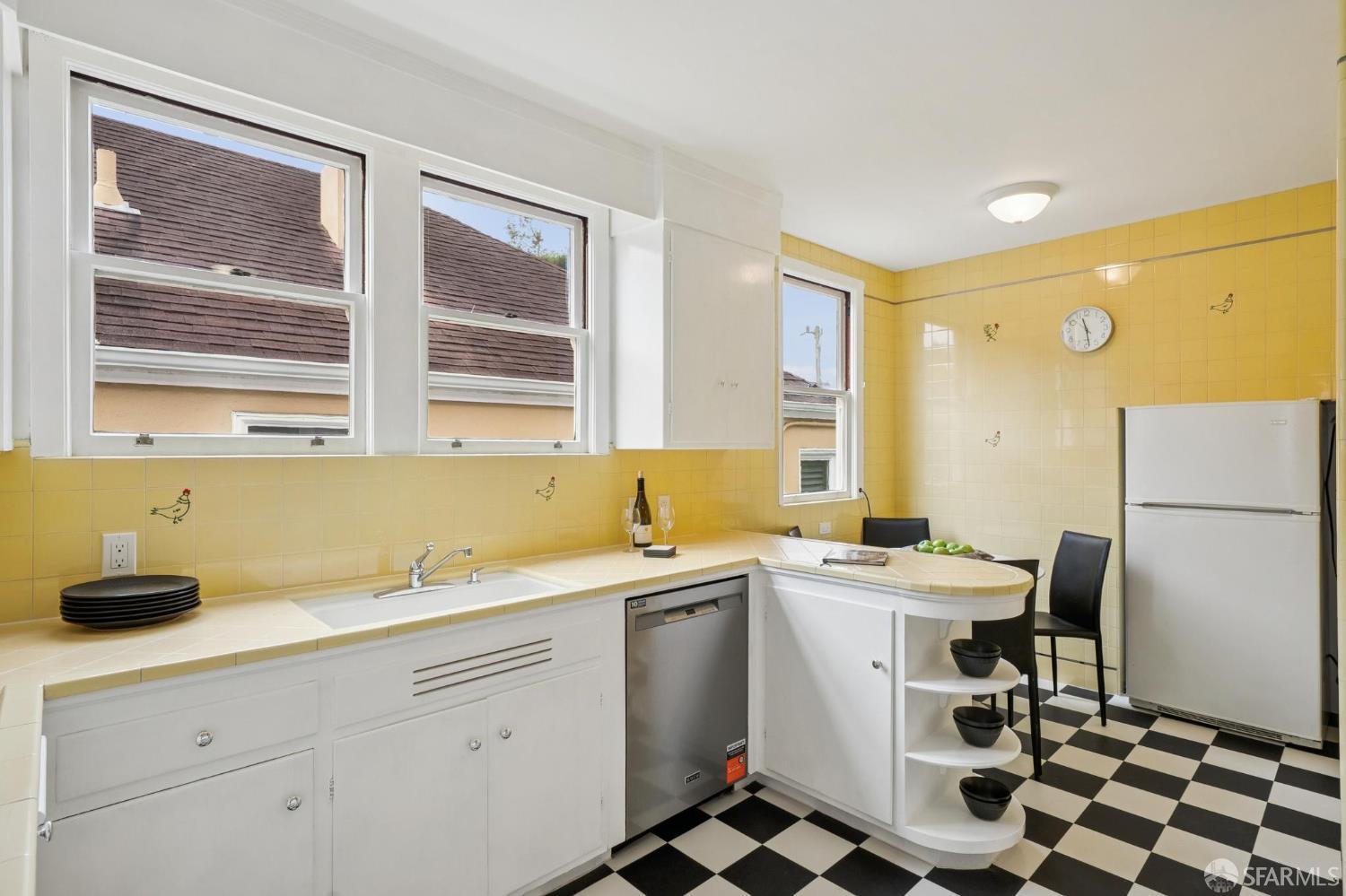 2 Lenox Way