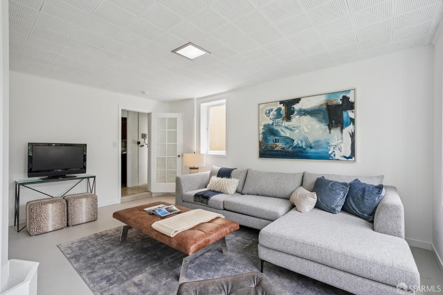 2 Lenox Way