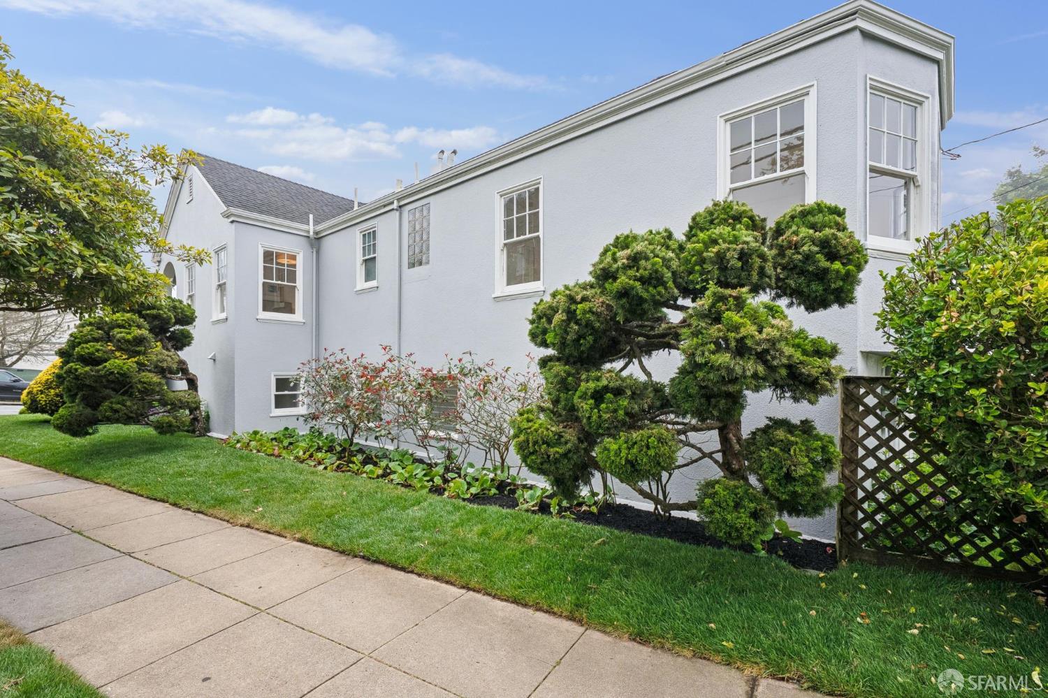 2 Lenox Way