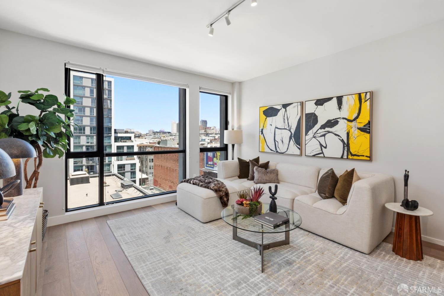 1433 Bush Street # 703