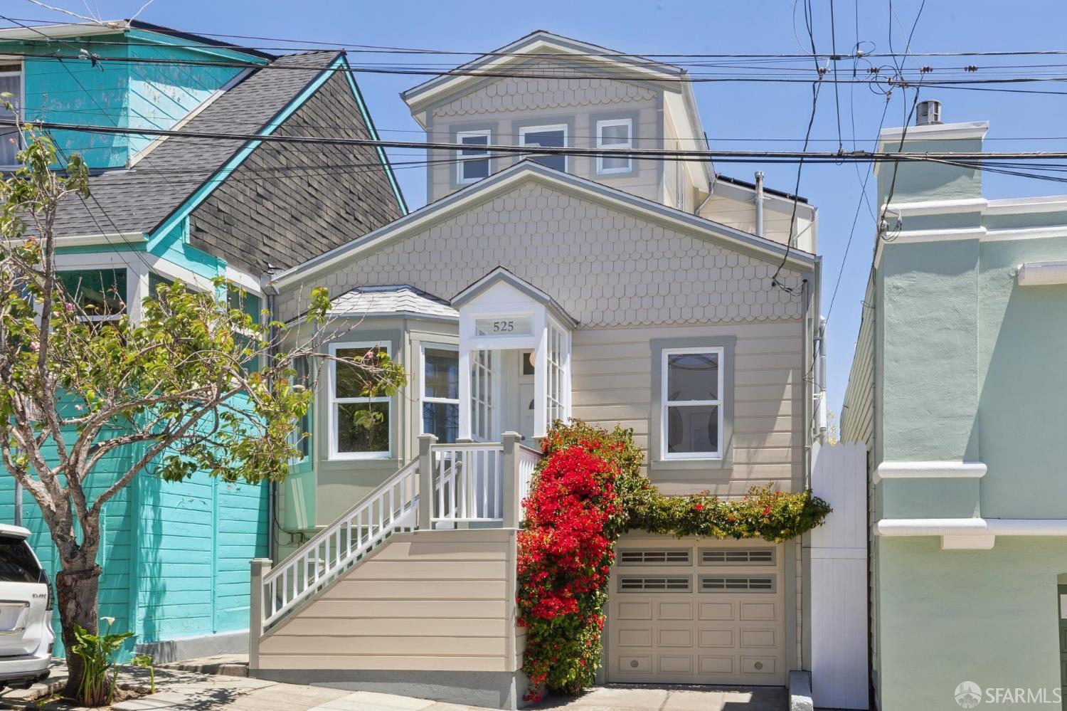 525 Moultrie Street
