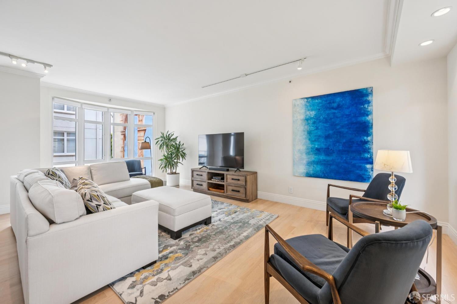 1340 Clay Street # 603