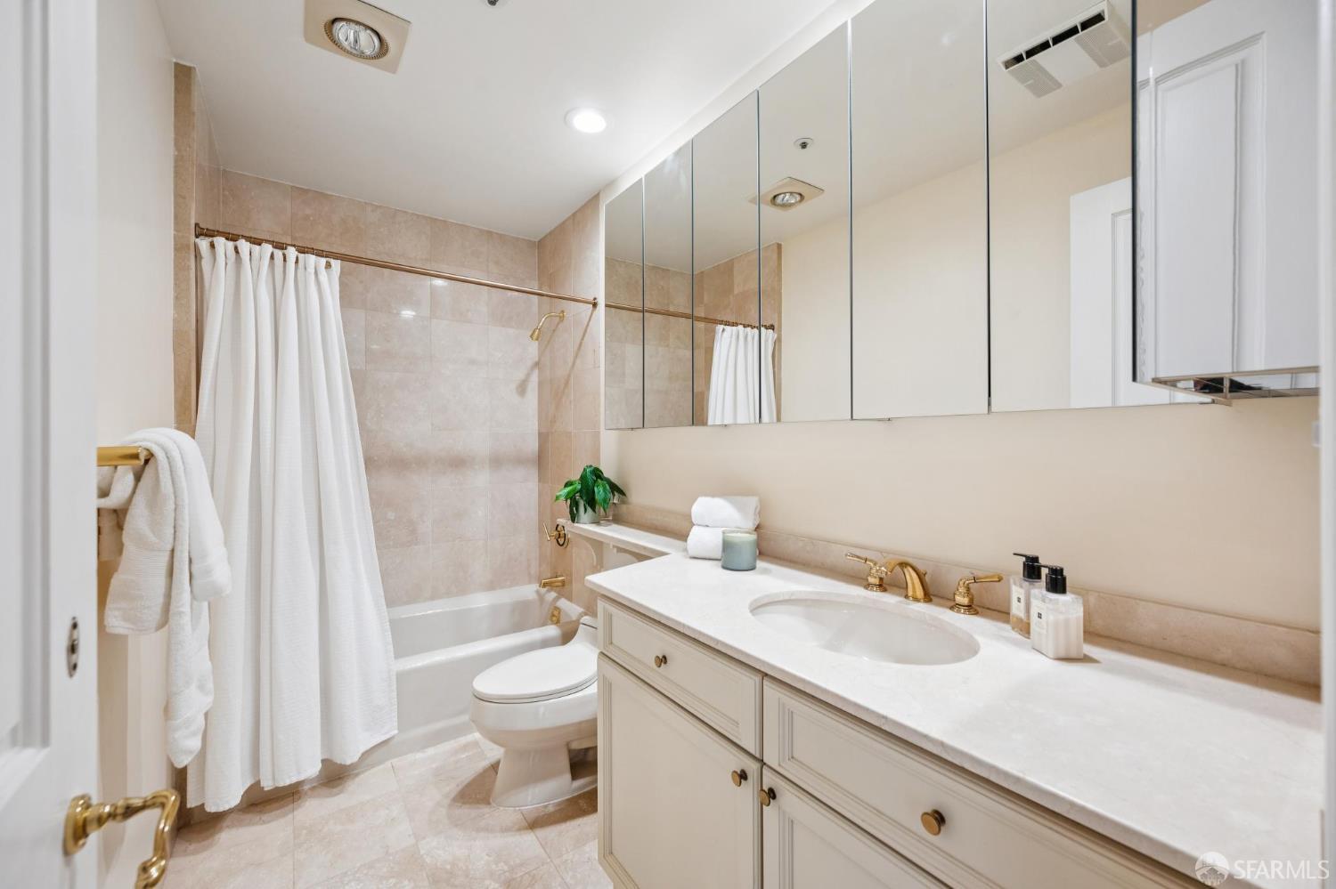 1340 Clay Street # 603