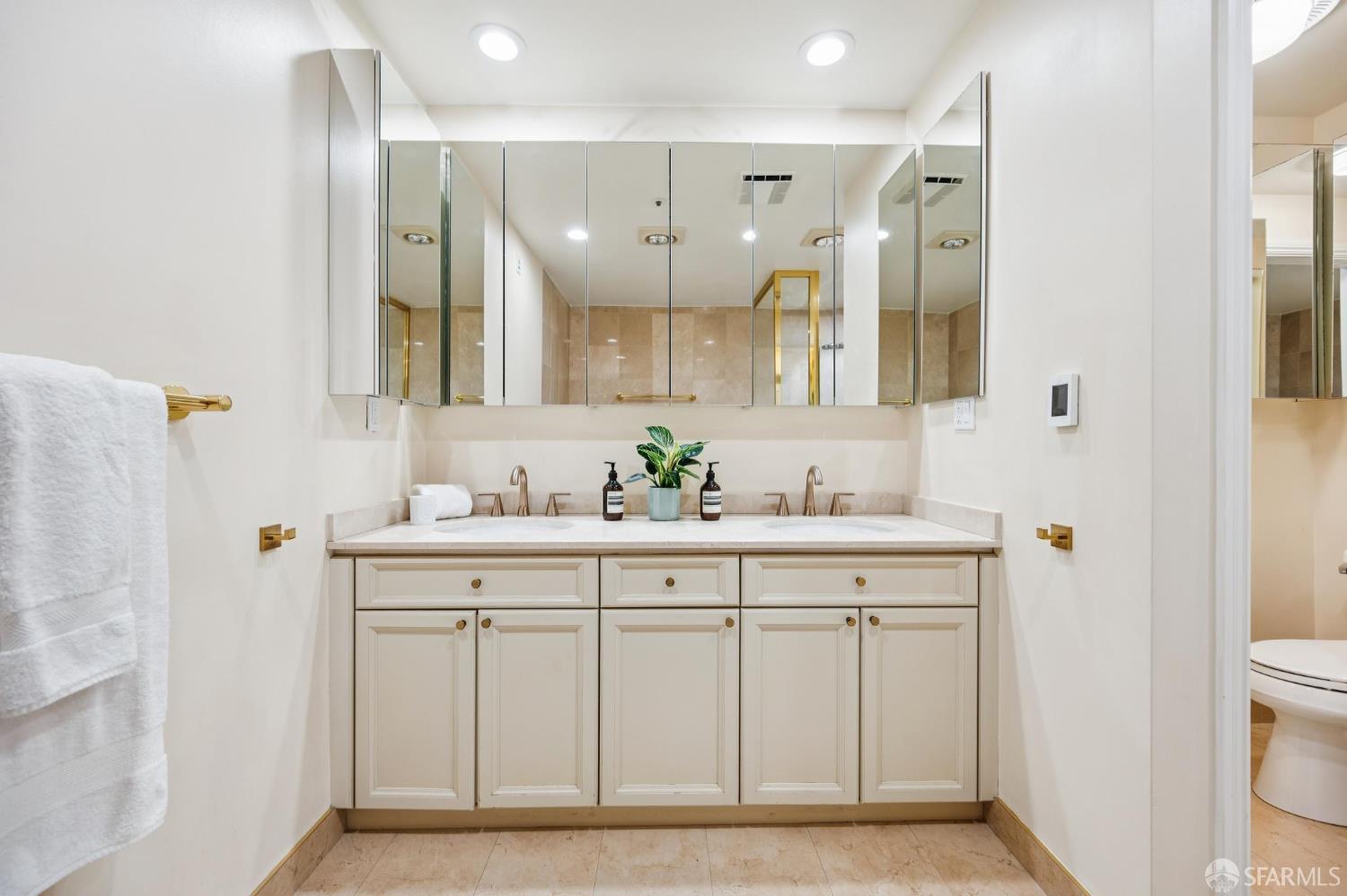 1340 Clay Street # 603