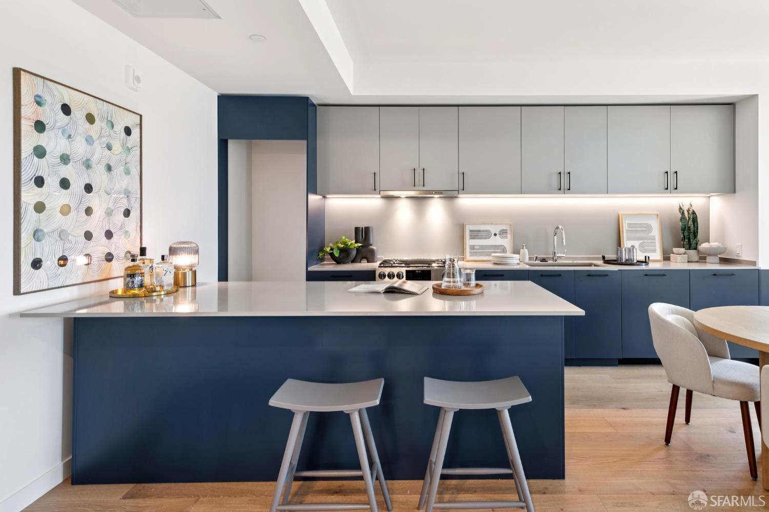 988 Harrison Street Unit: SB9