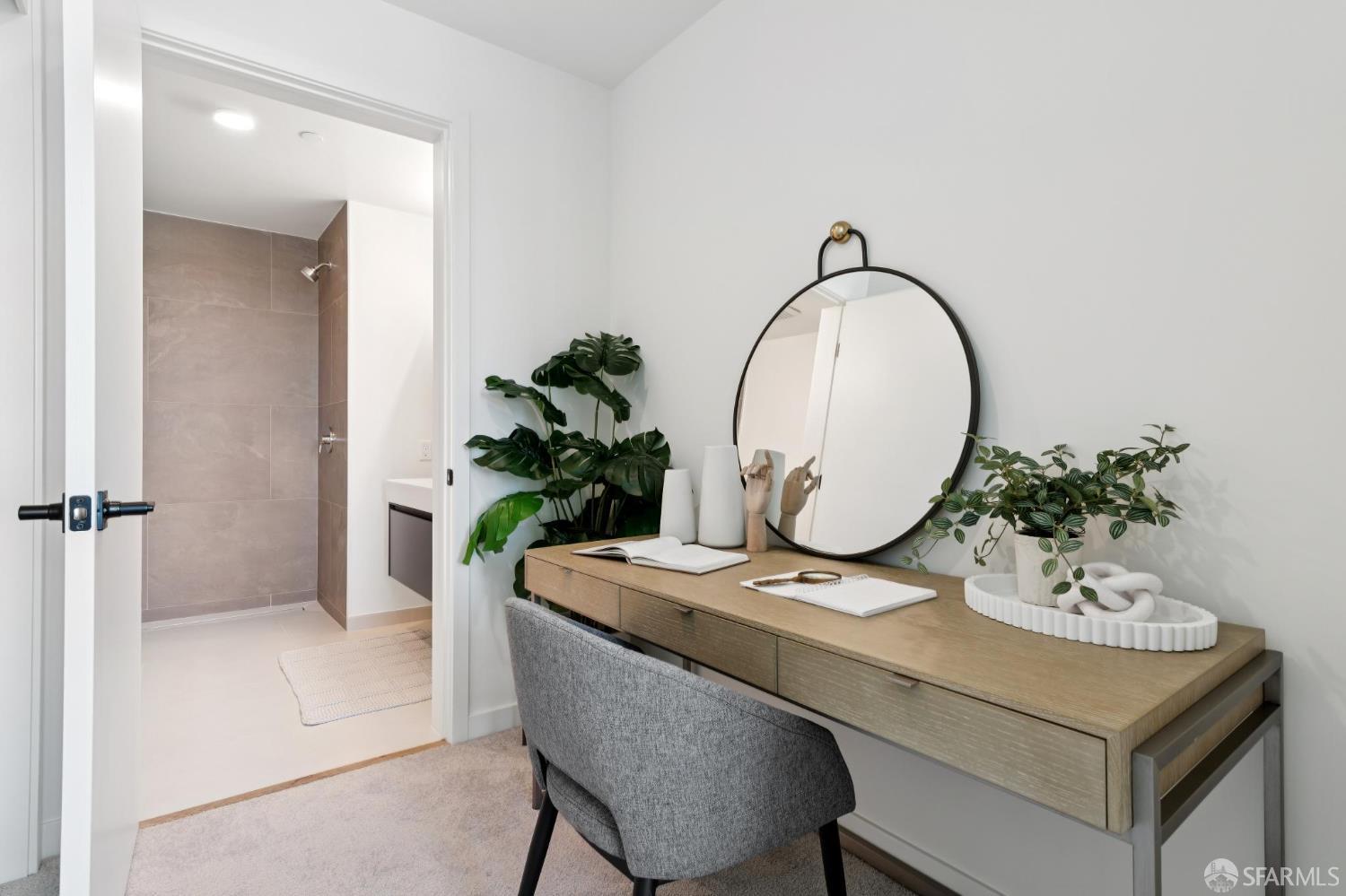 988 Harrison Street Unit: SB9