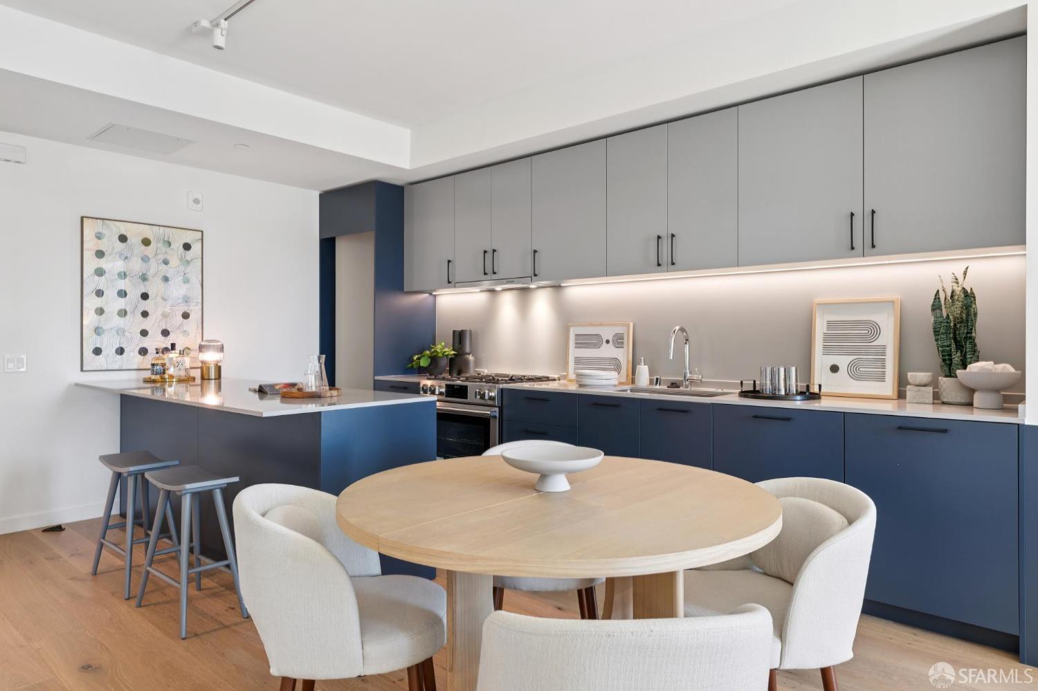 988 Harrison Street Unit: SB9
