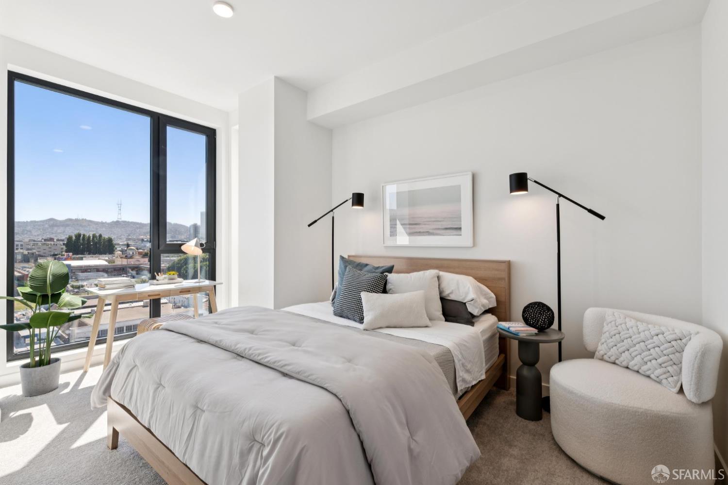 988 Harrison Street Unit: SB9