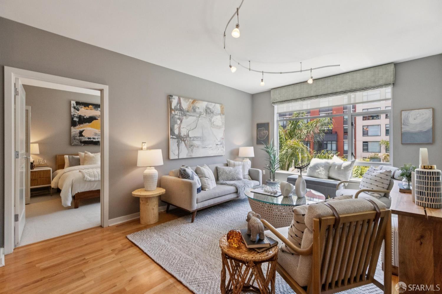 170 King Street # 828