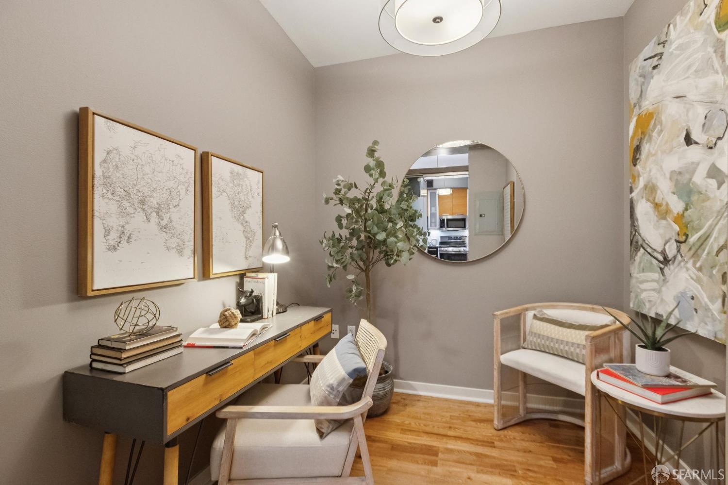 170 King Street # 828