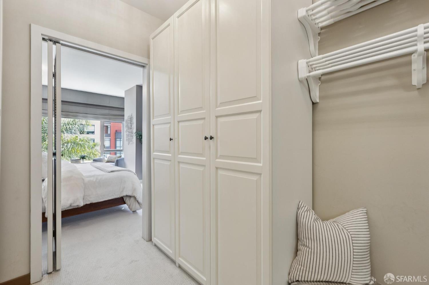 170 King Street # 828