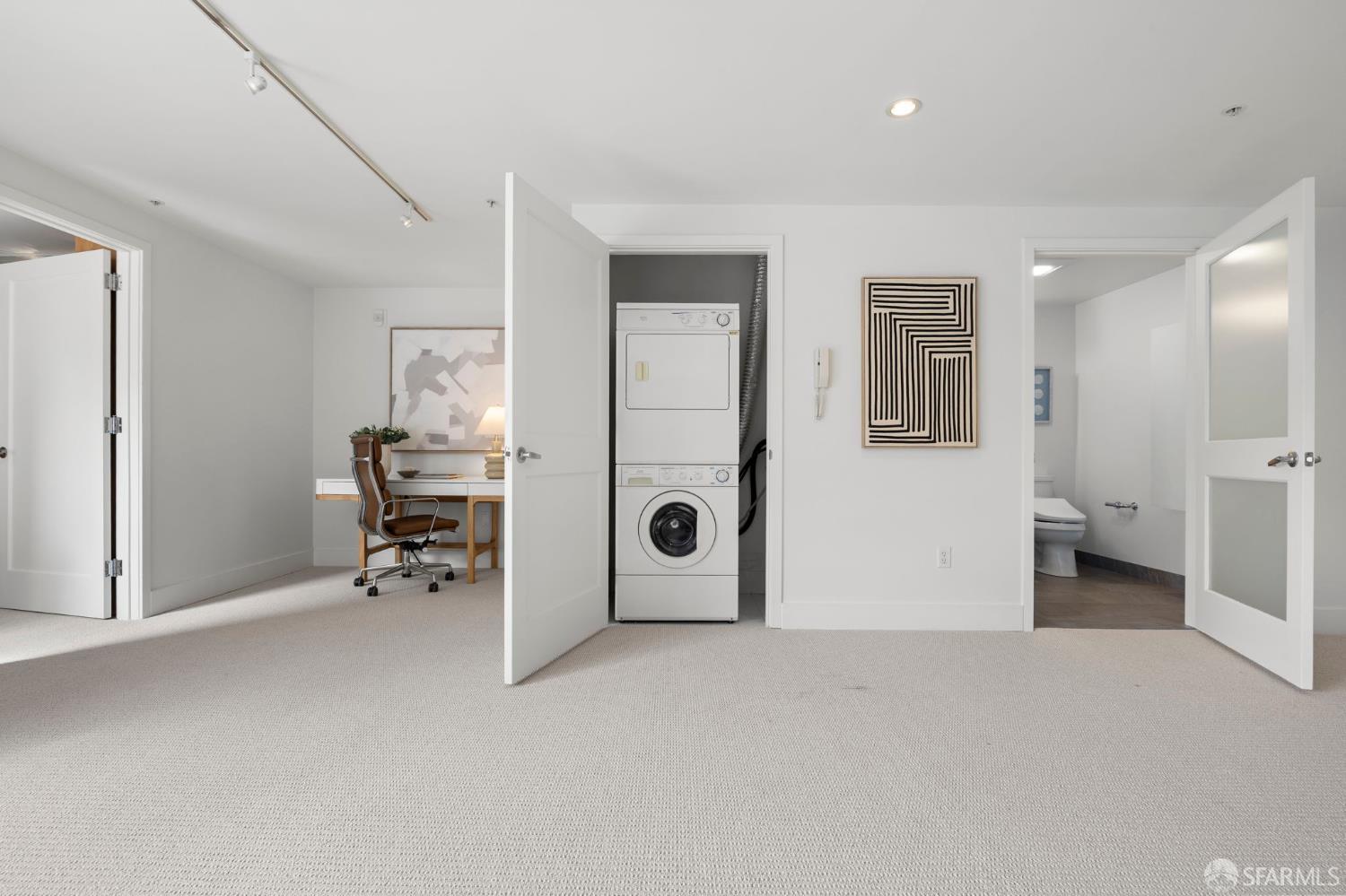 317 Harriet Street # 18