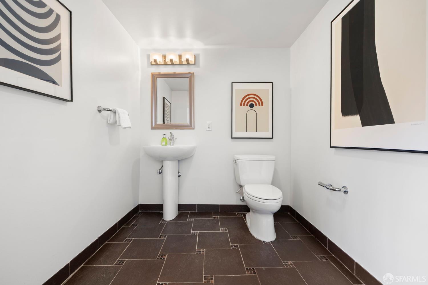 317 Harriet Street # 18