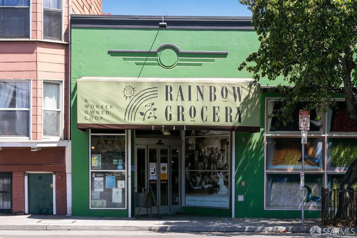 317 Harriet Street # 18