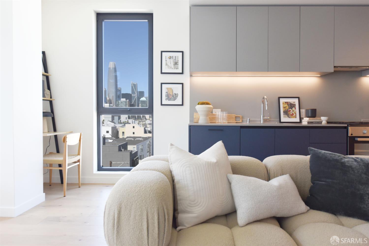 988 Harrison Street Unit: CJ7