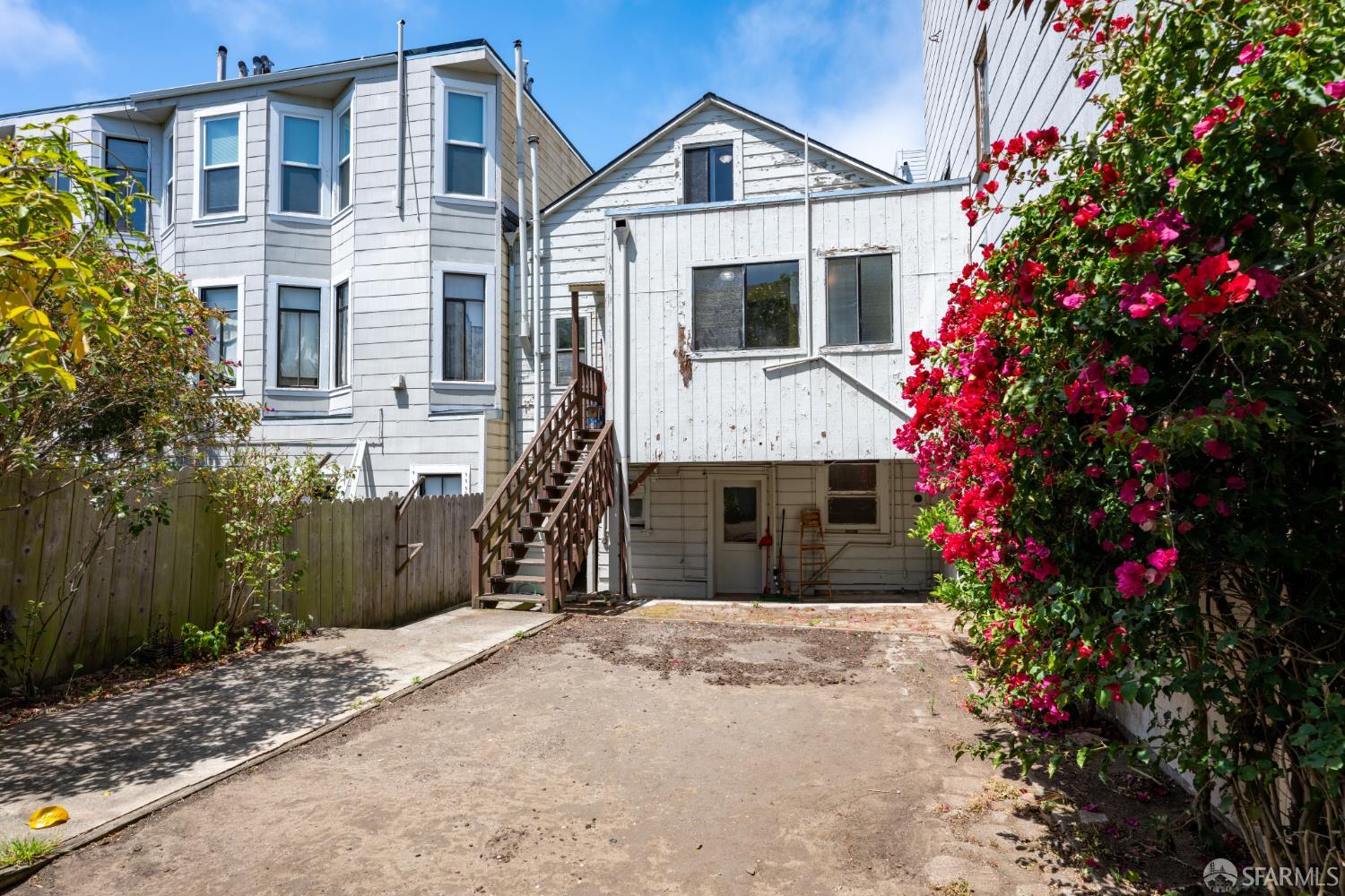 228-230 4th Avenue