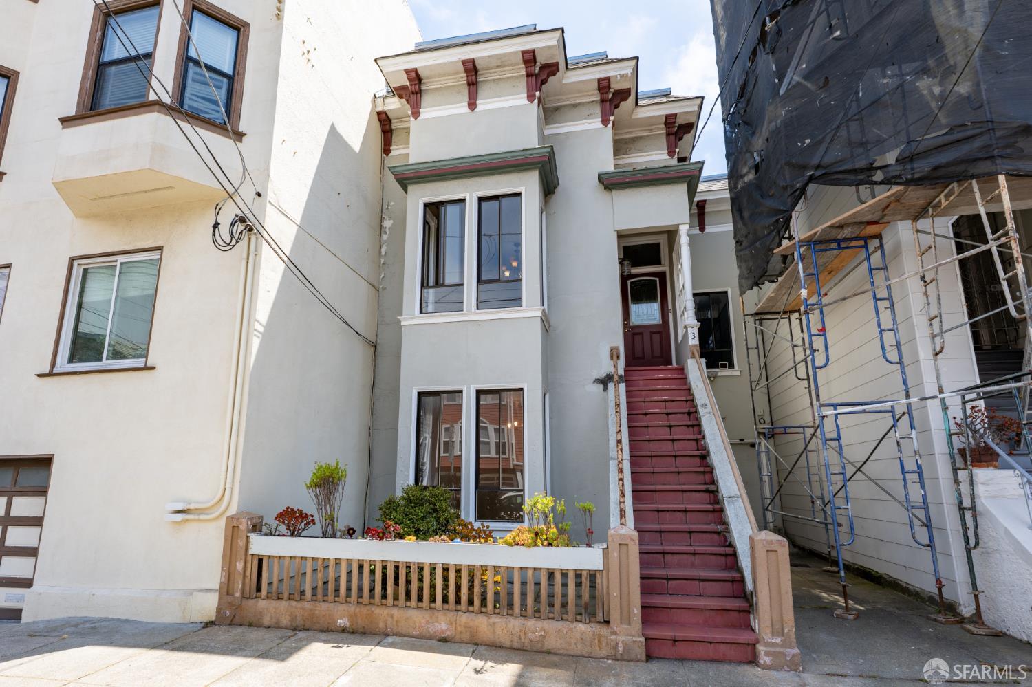 228-230 4th Avenue