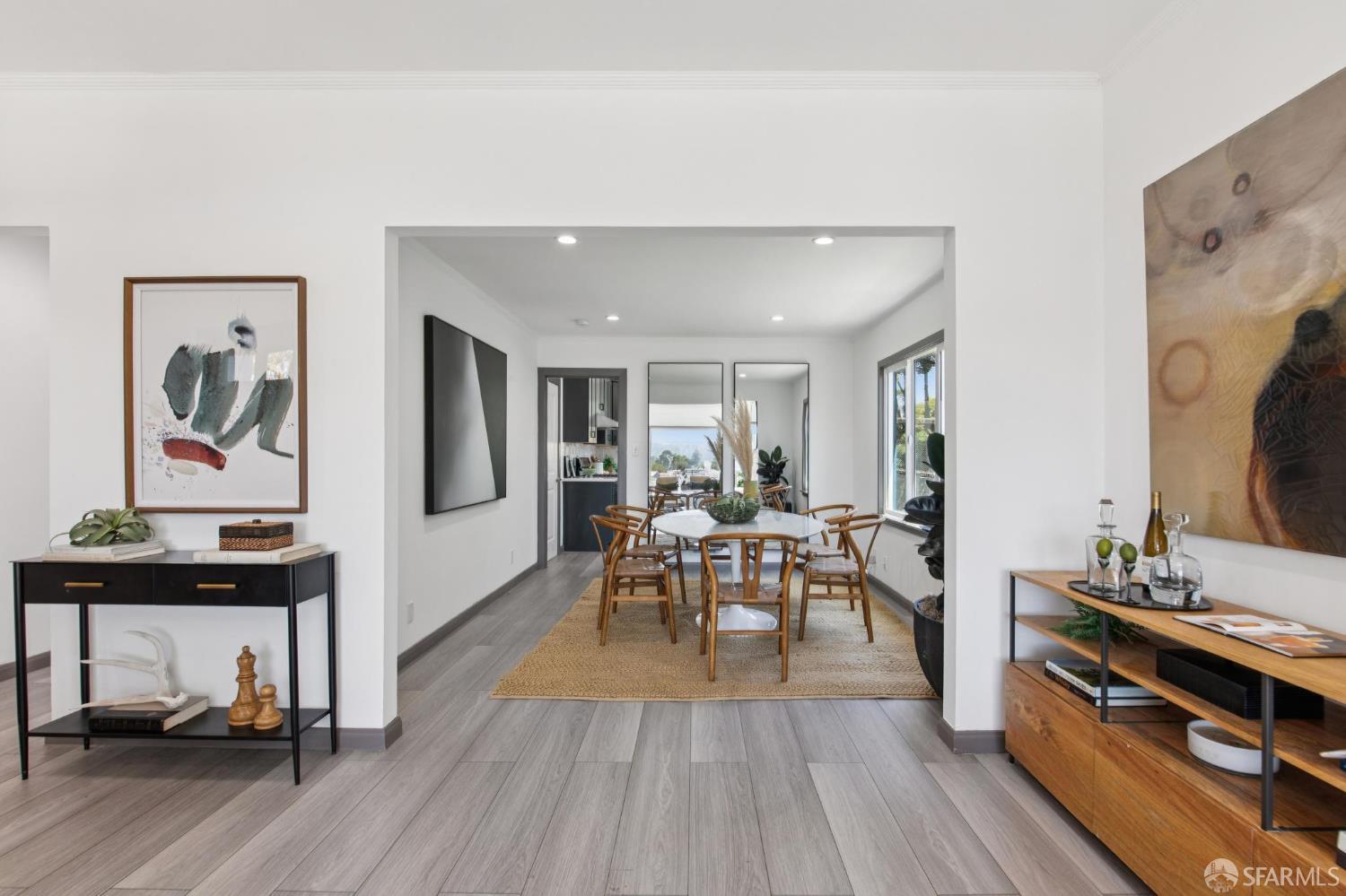 98 Wilshire Avenue