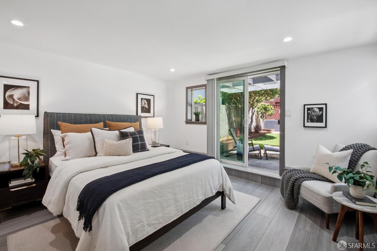 98 Wilshire Avenue