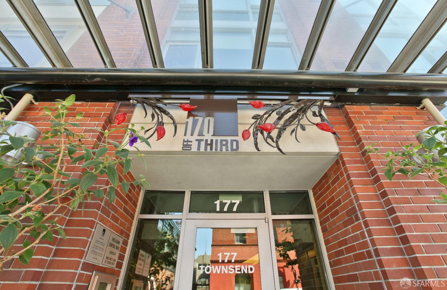 170 King Street # 1027
