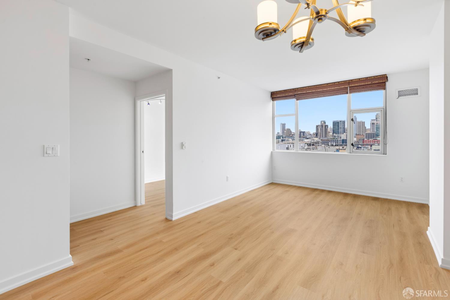 170 King Street # 1027