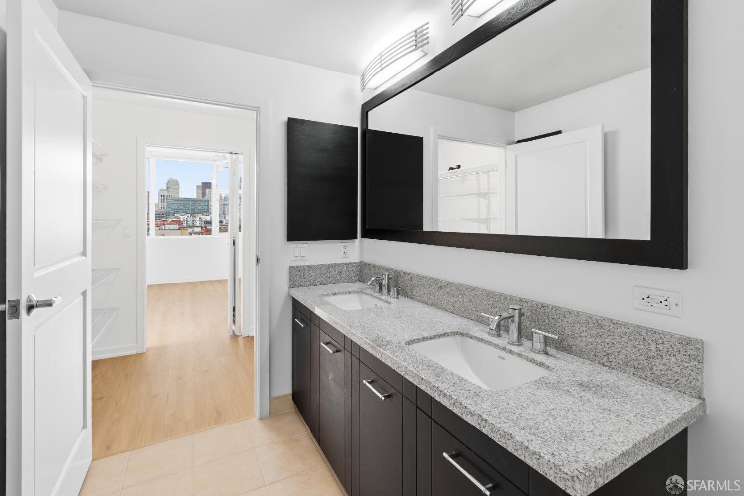 170 King Street # 1027