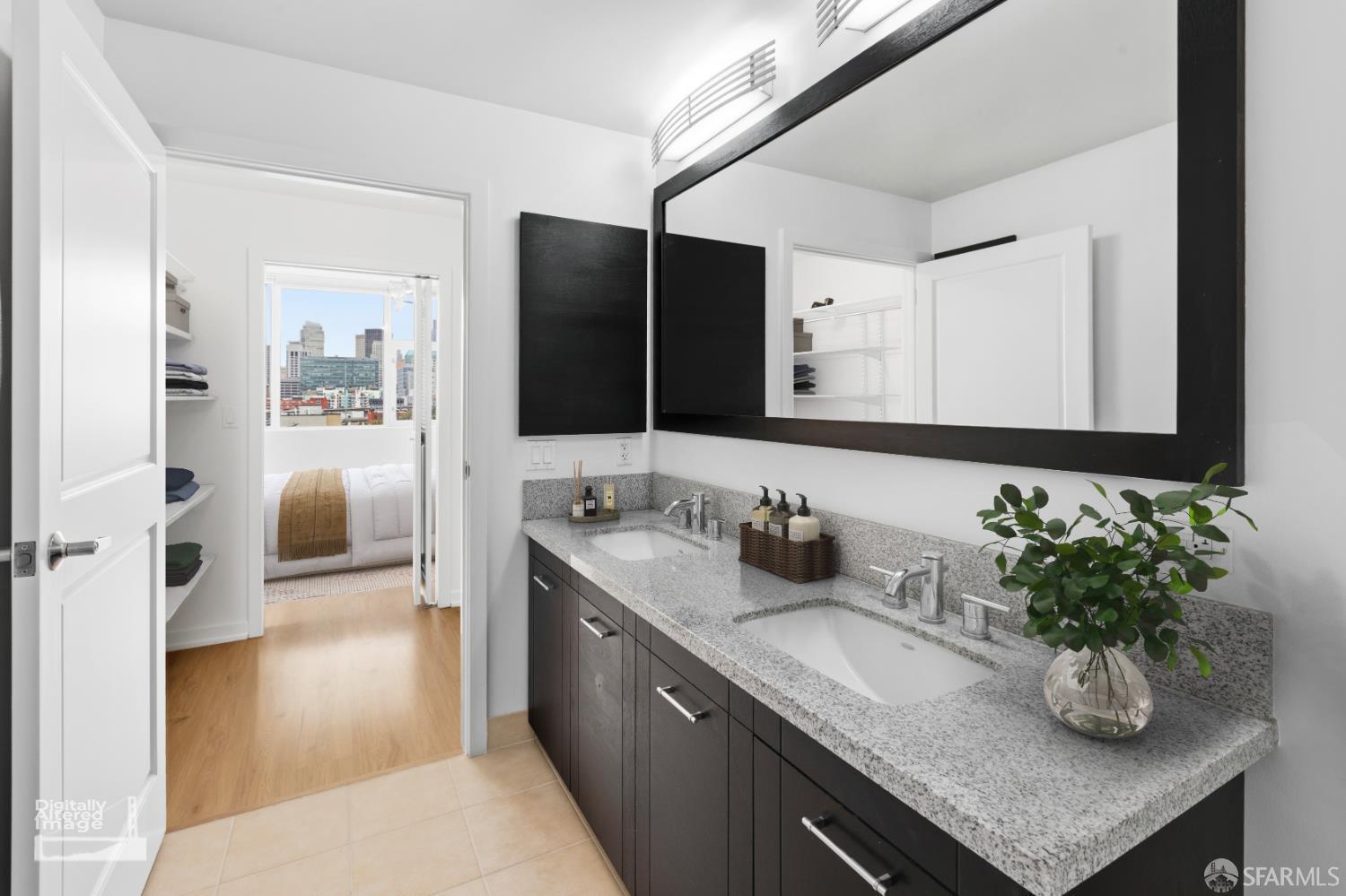 170 King Street # 1027