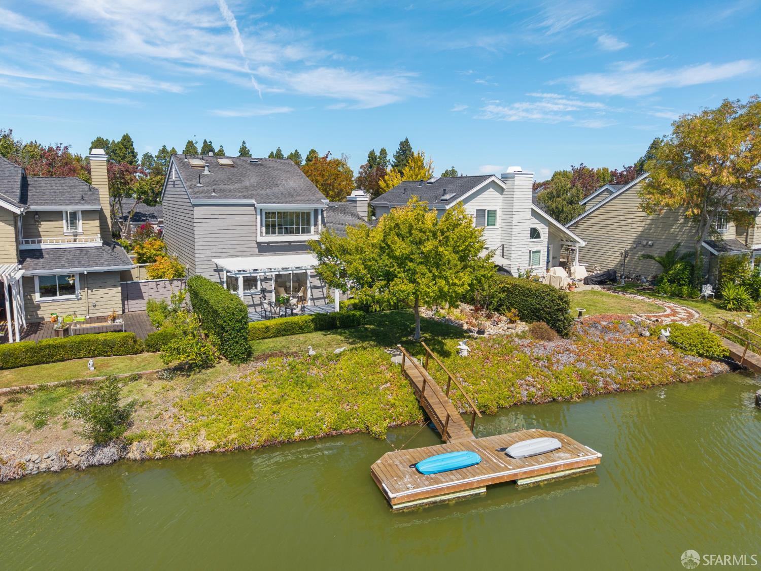 860 Newport Circle
