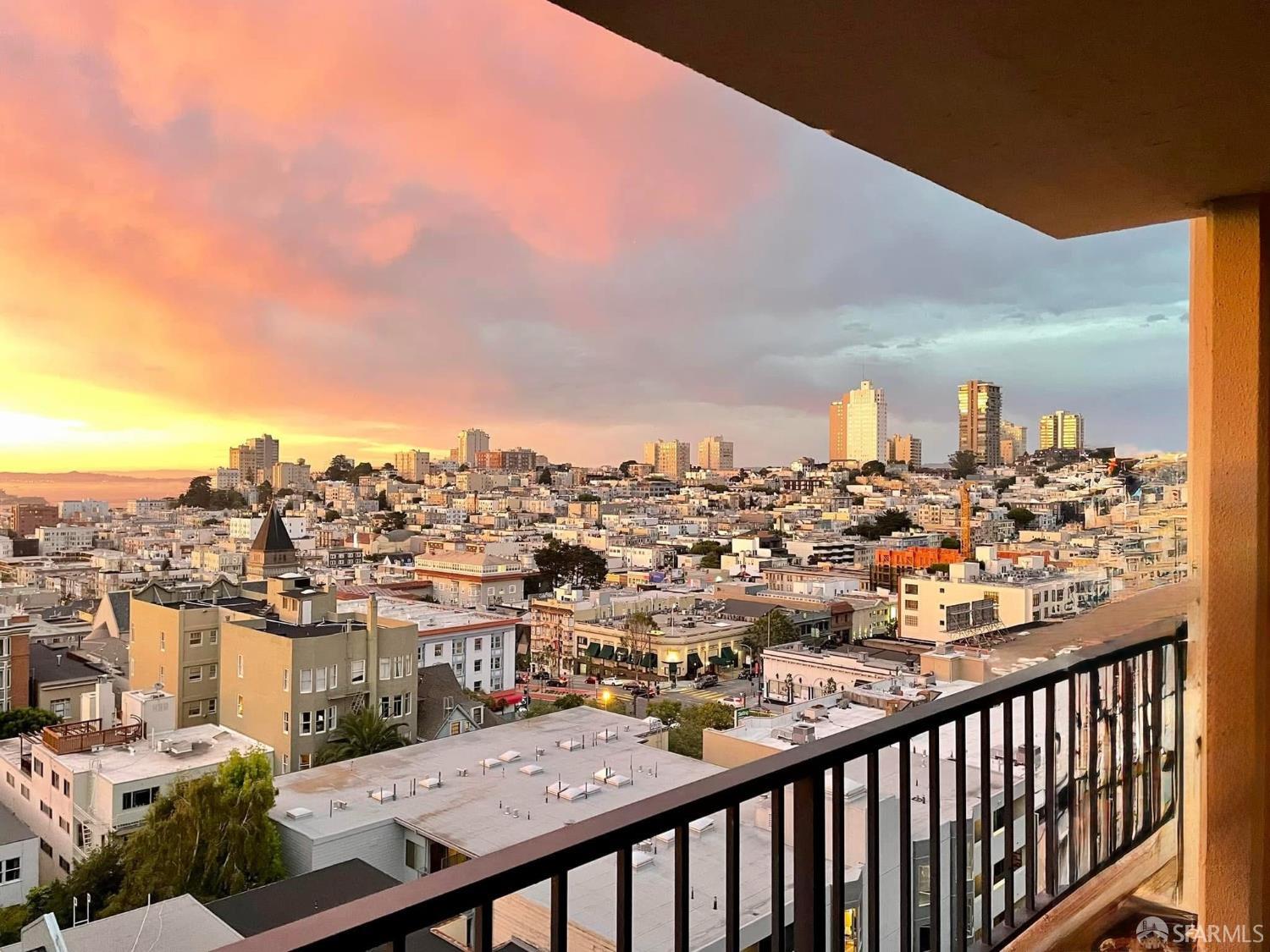 2040 Franklin Street # 1004