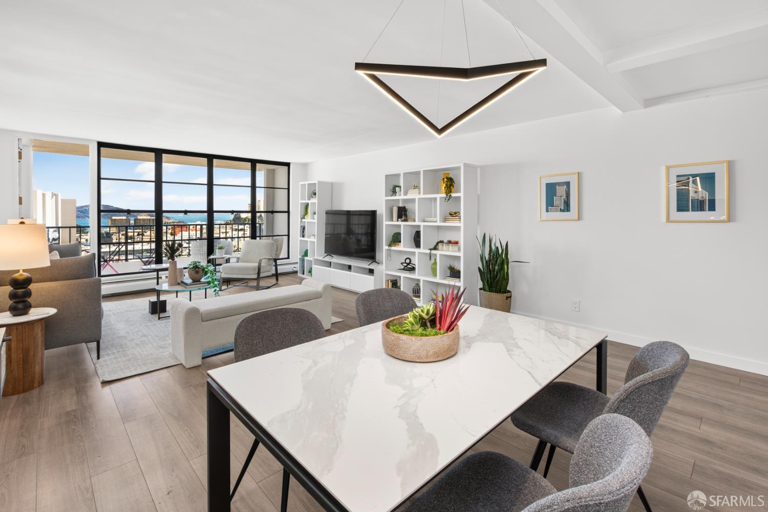 2040 Franklin Street # 1004