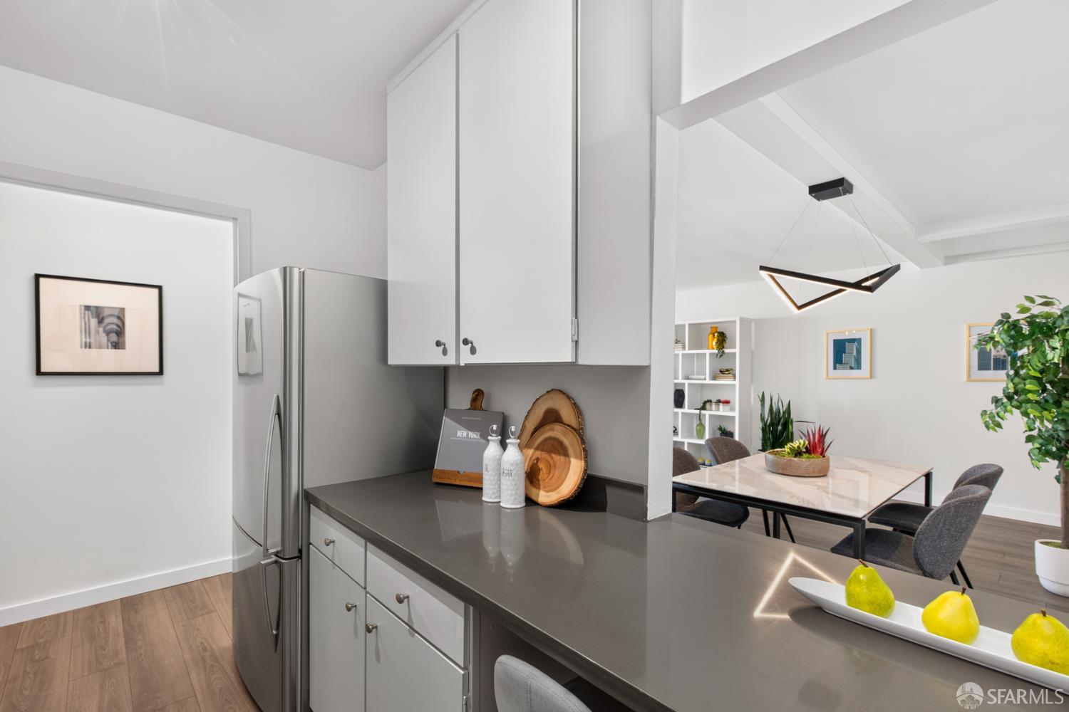 2040 Franklin Street # 1004