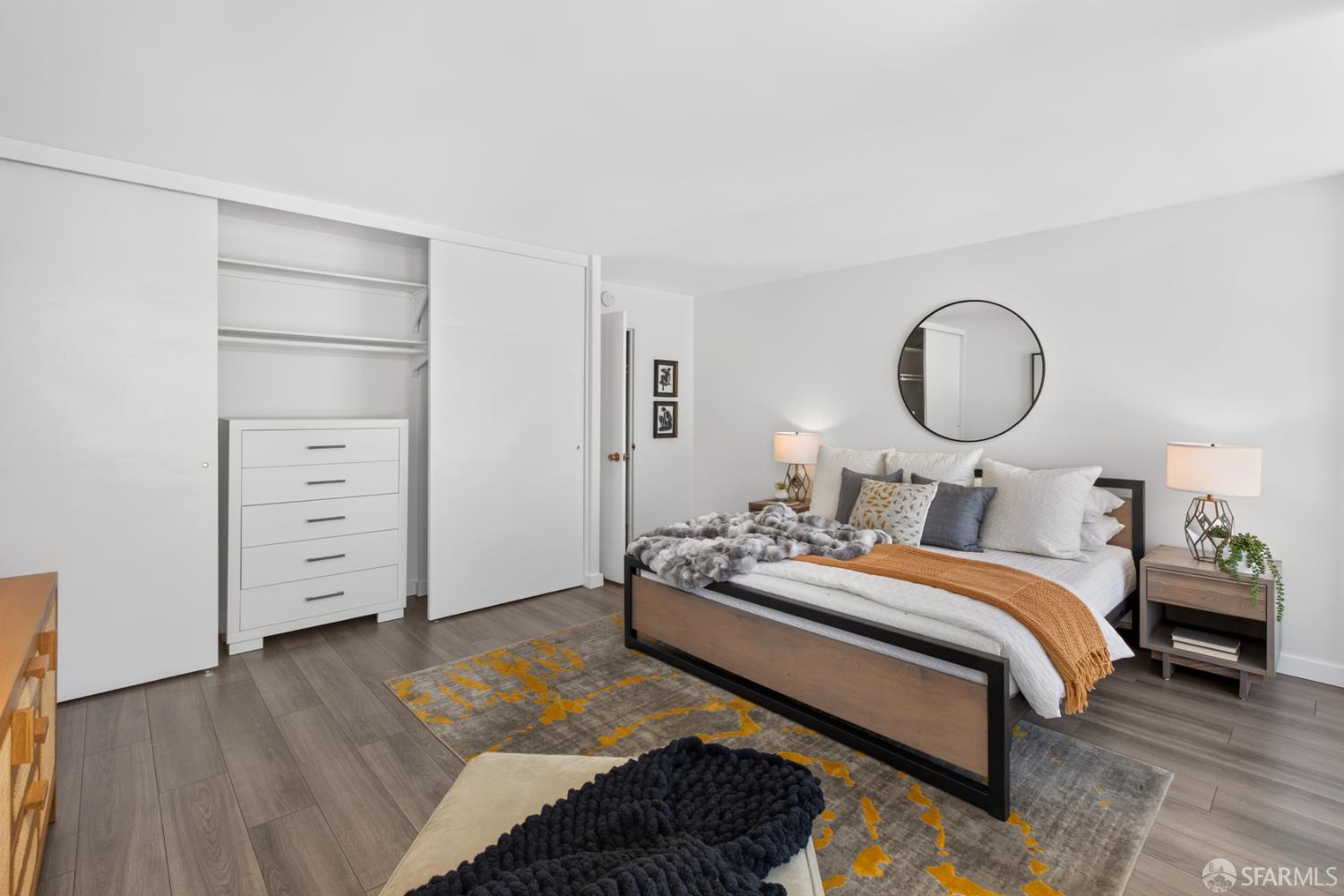 2040 Franklin Street # 1004