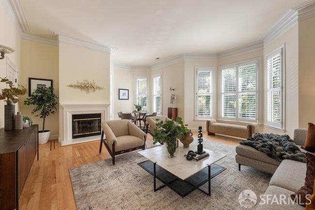 1150-1150A Haight Street