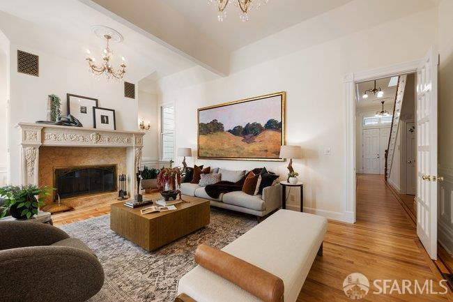1150-1150A Haight Street