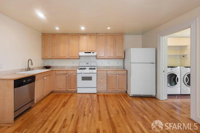 1150-1150A Haight Street
