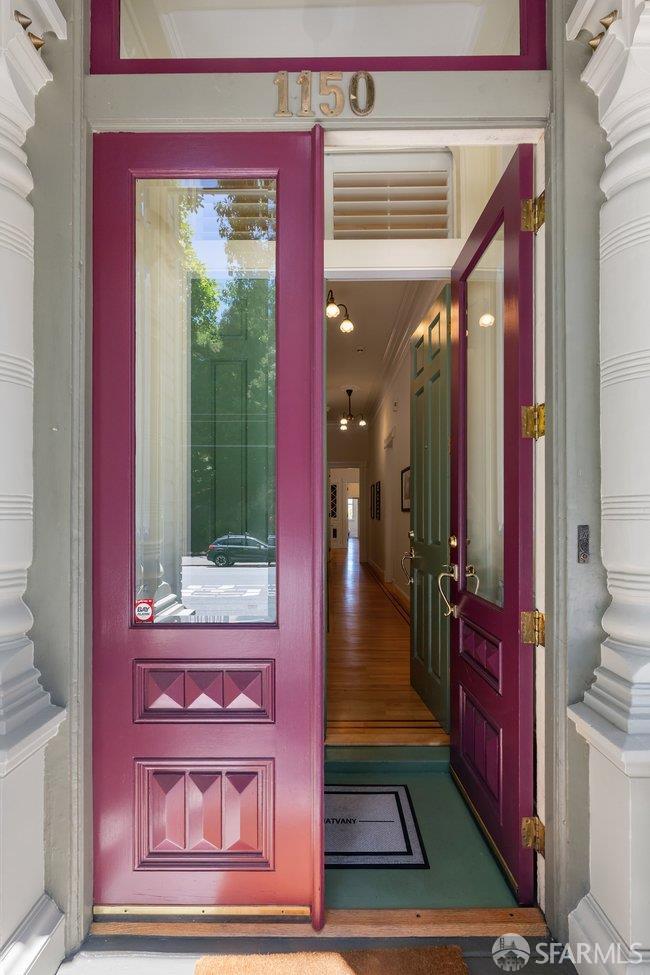 1150-1150A Haight Street