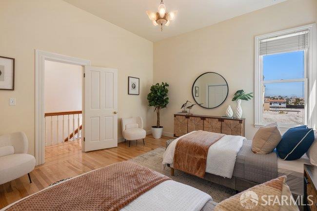 1150-1150A Haight Street