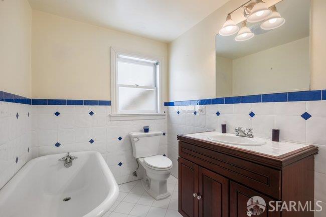 1150-1150A Haight Street