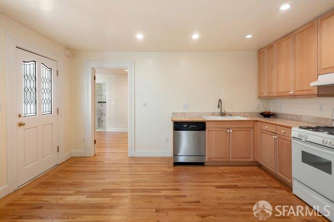 1150-1150A Haight Street