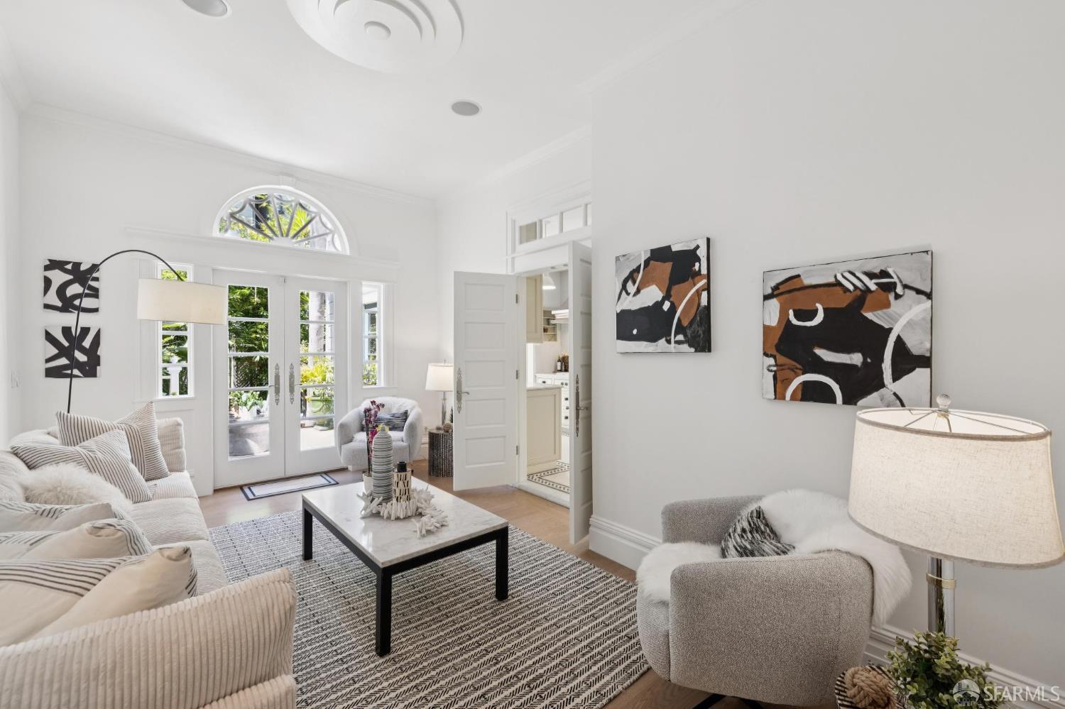 2033 Baker Street