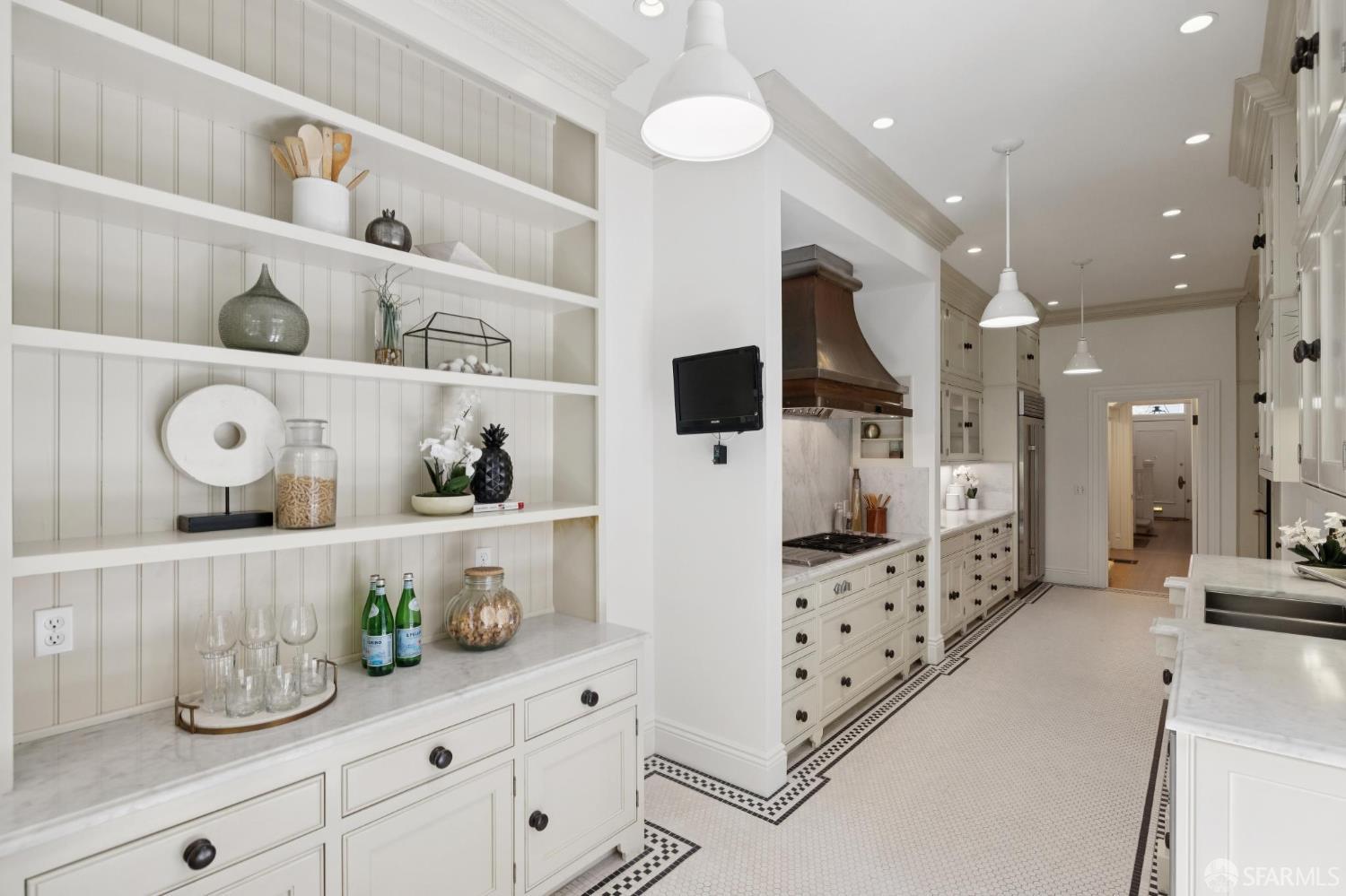 2033 Baker Street