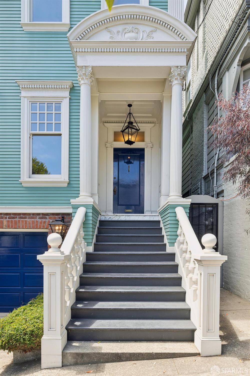 2033 Baker Street