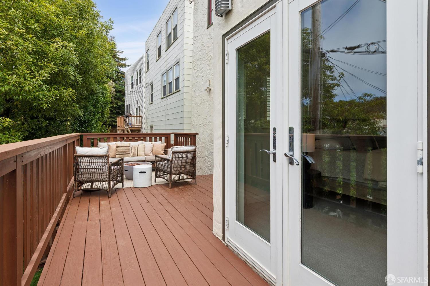 44 Rockaway Avenue