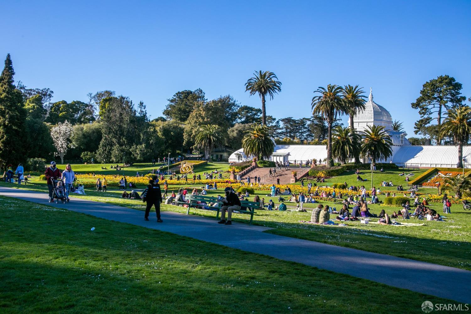 800 Arguello Boulevard