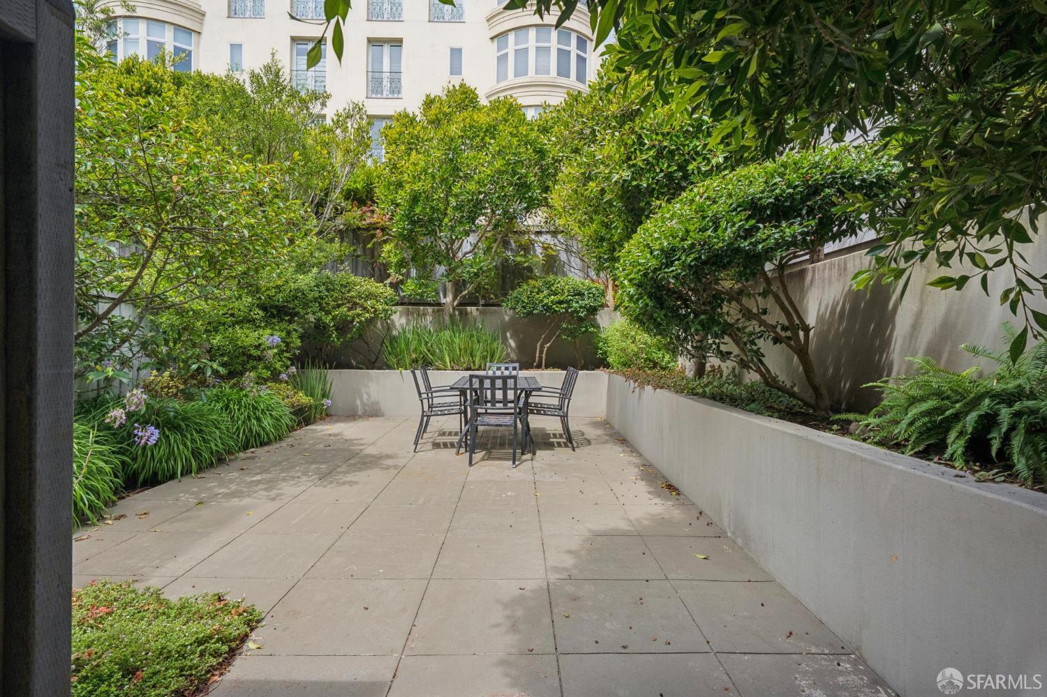 3316 California Street # 4