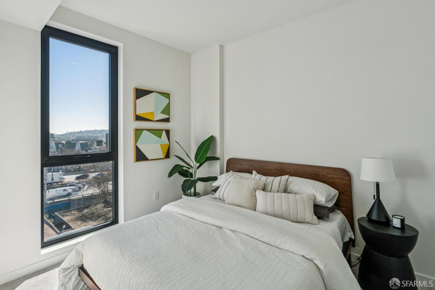 988 Harrison Street Unit: HJ9