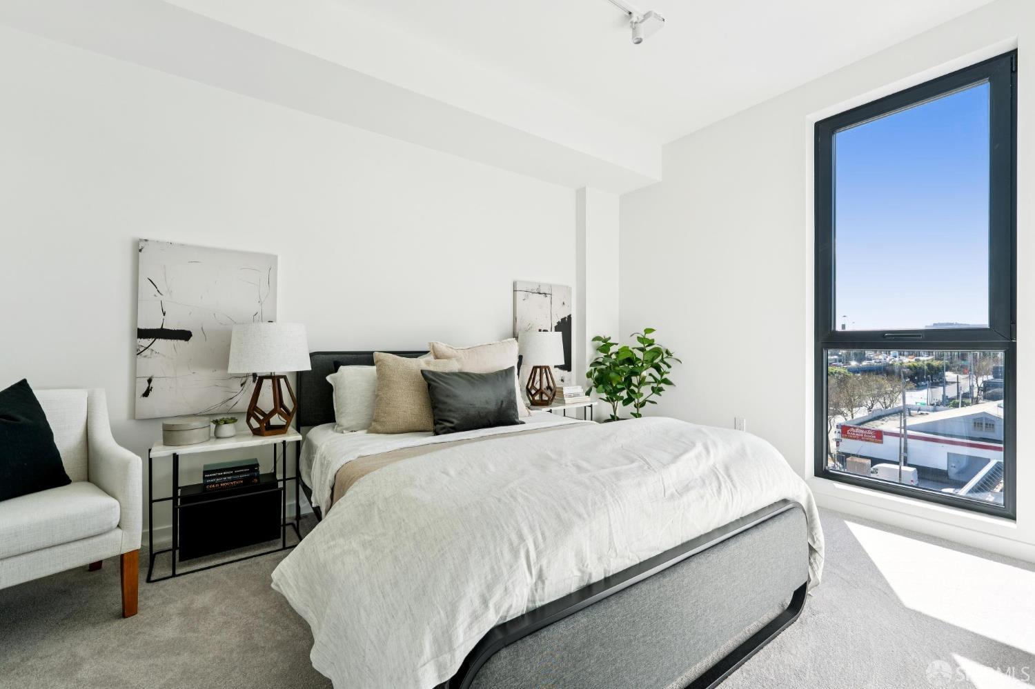 988 Harrison Street Unit: WB6