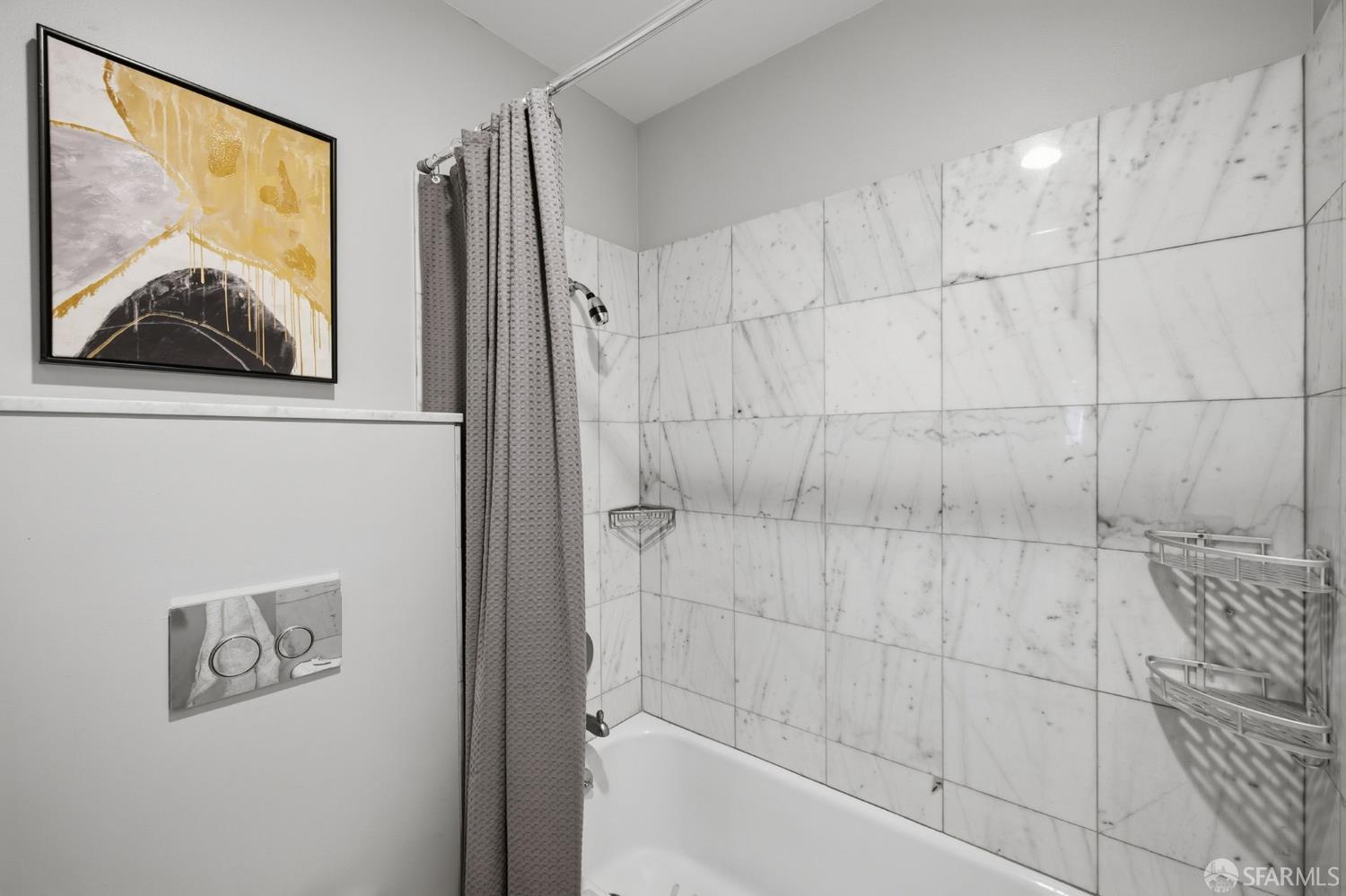 1835 Franklin Street # 402