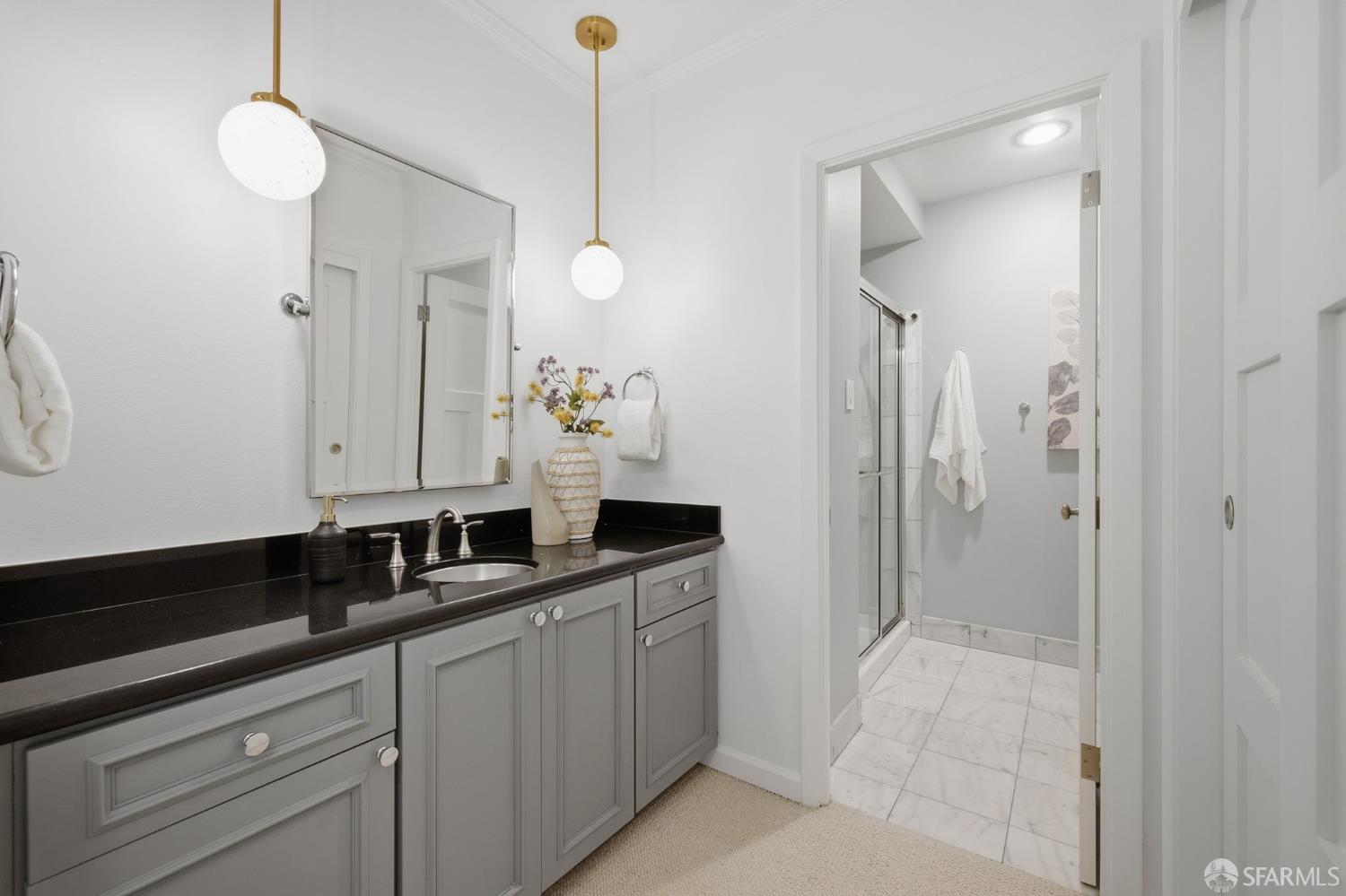 1835 Franklin Street # 402